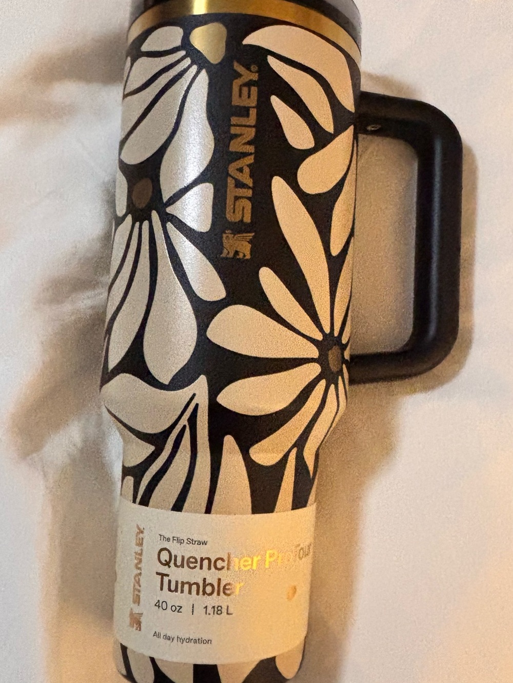 Stanley Black & Cream Floral 40 oz Quencher Tumbler with Handle